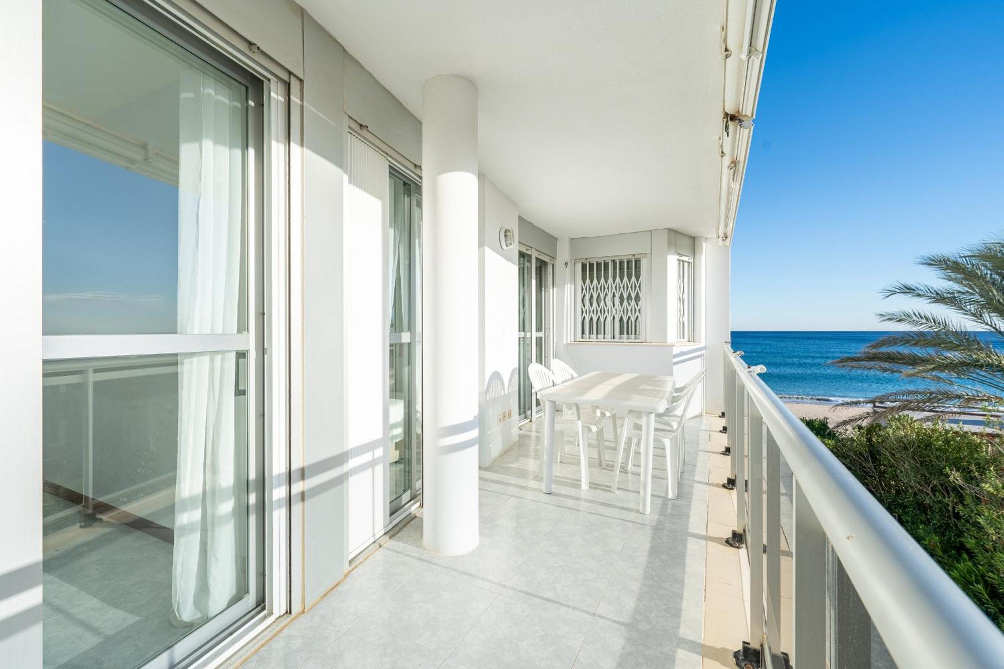 Hauzify I Apartaments Blue Riviera Miami Playa Exterior foto